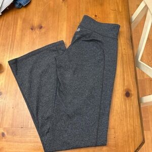 ATHLETA bootleg yoga pants size small Charcoal gray